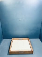 30x30cm Kulplu Ahşap Sunum Tepsisi