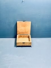 Küçük Ahşap Kutu